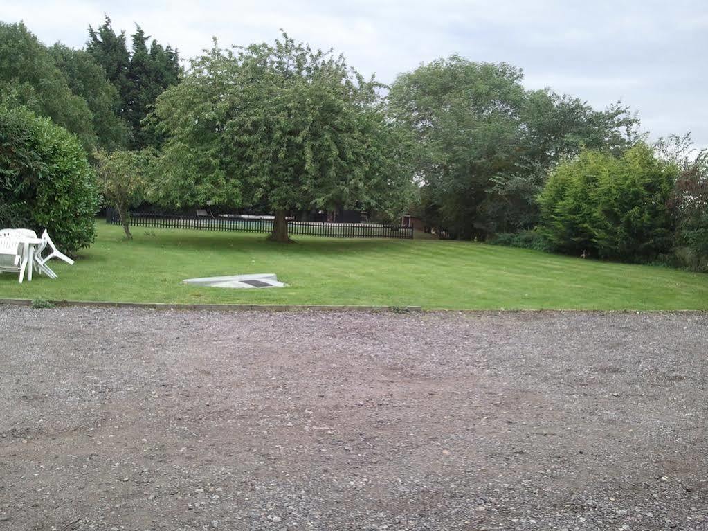 Latchmead Bed & Breakfast Stansted Mountfitchet Exterior foto